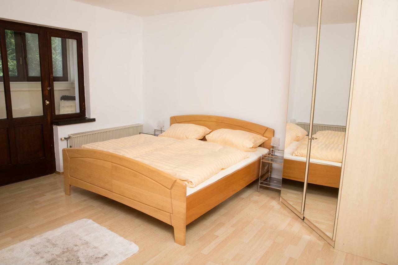 Ferienwohnung An Der Burg Windeck Ngoại thất bức ảnh